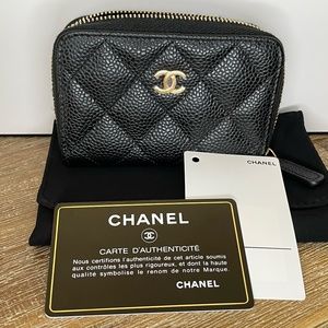 ❌ SOLD on Website-Link in Bio ❌ Auth Chanel 🖤 Caviar Zip Coin Purse GHW